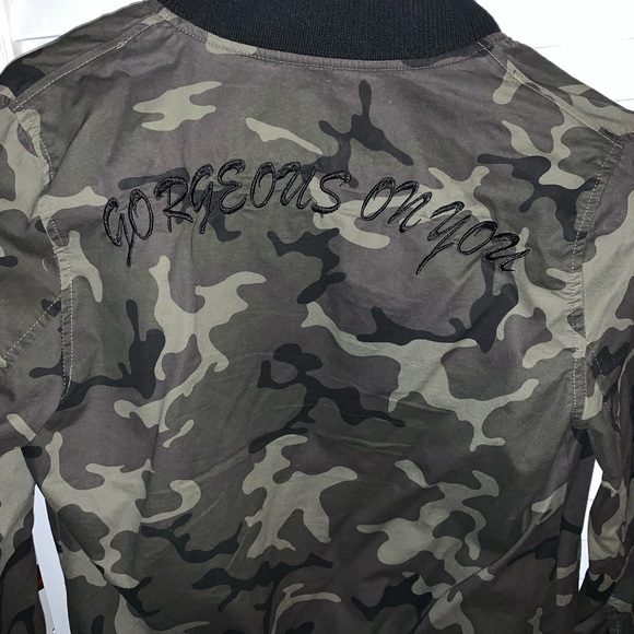 Army jacket - Picture 2 of 3